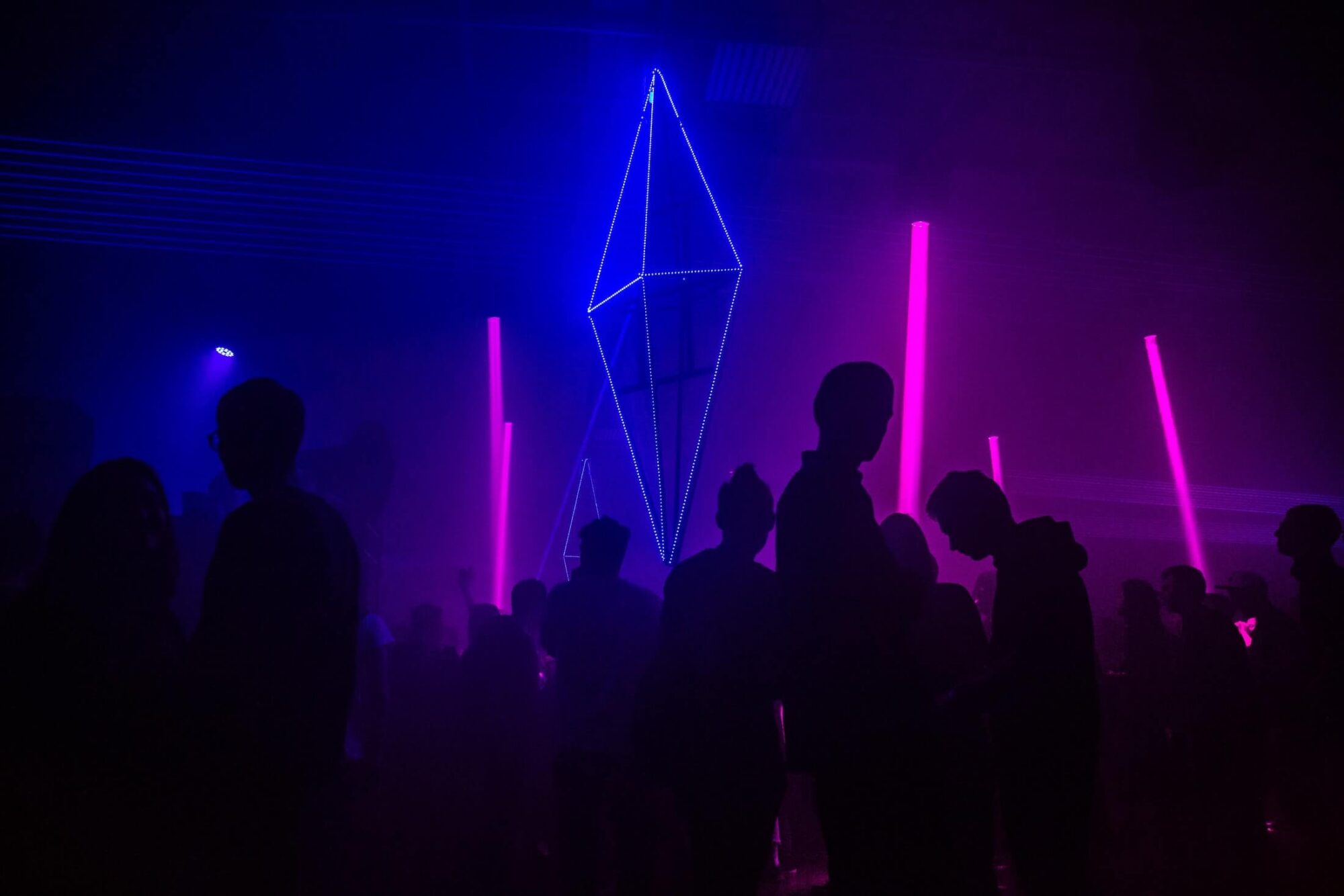alexander popov vcbkwn2ixt4 unsplash